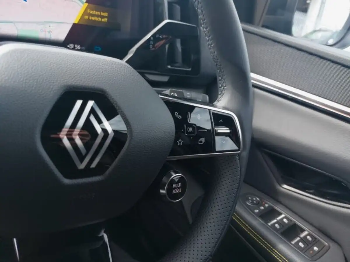 2024-renault-megane-e-tech-e-techno-e-tech-comfort-range-big-13