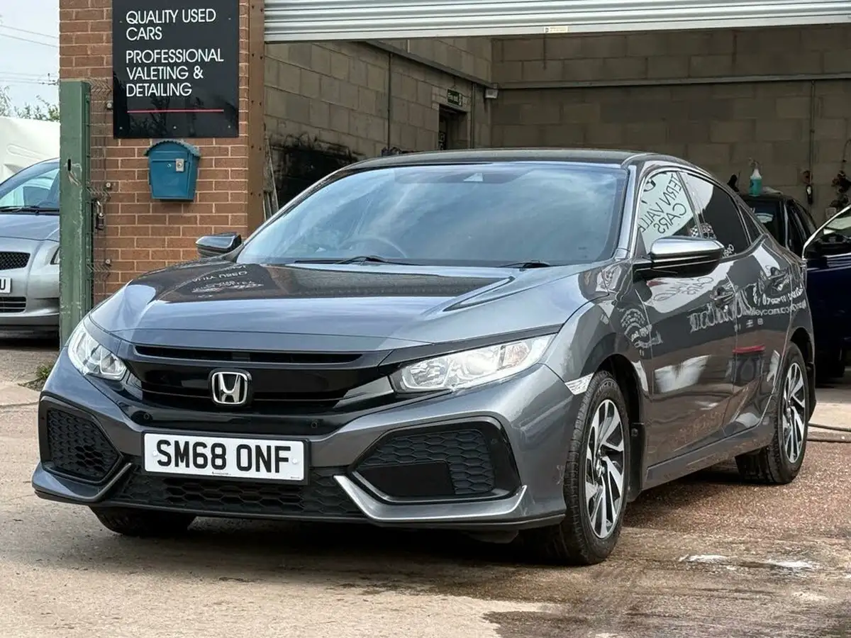 2018-honda-civic-10-vtec-turbo-se-126ps-hatchback-5d-big-20