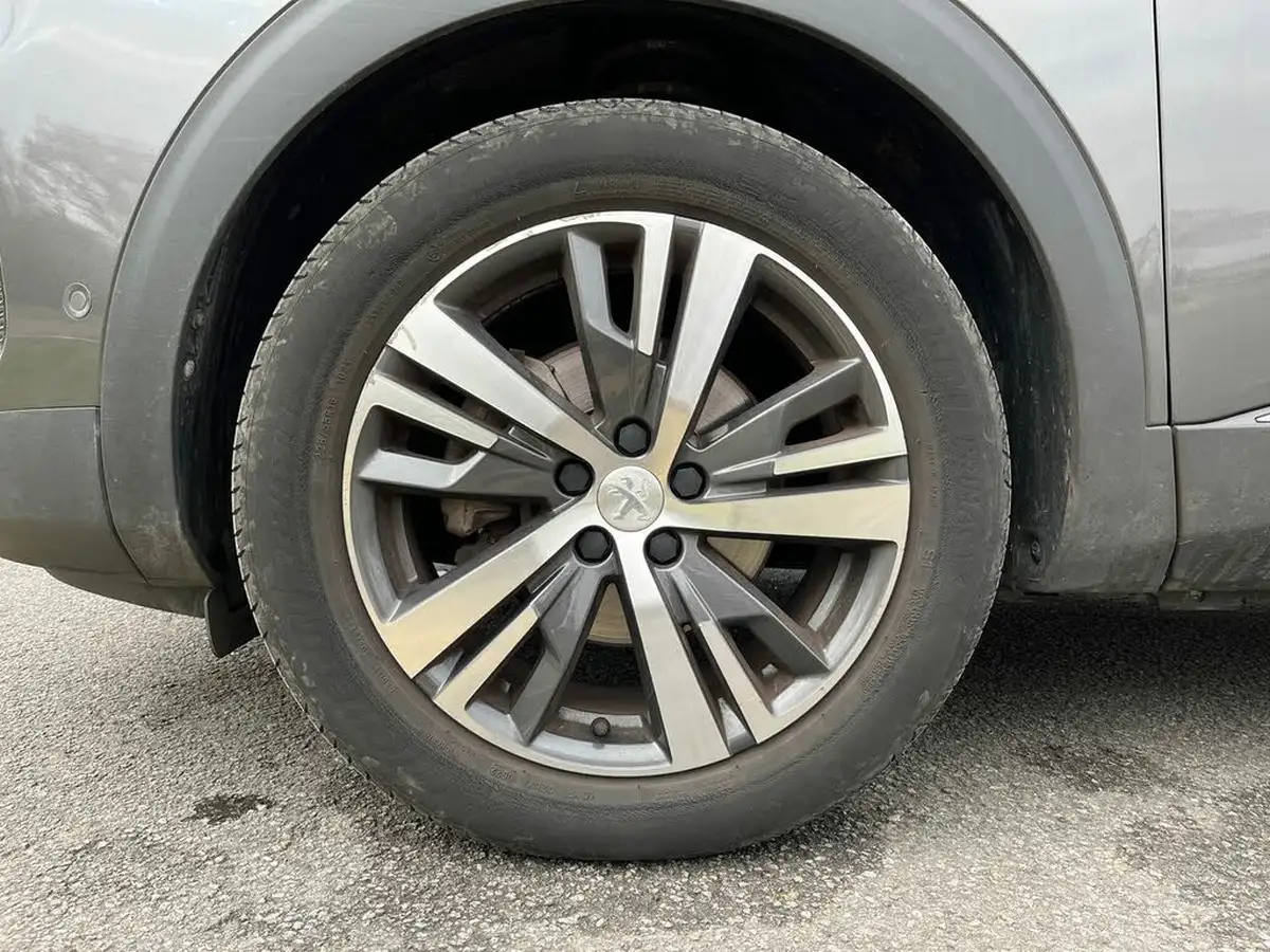 2022-peugeot-3008-suv-12-puretech-allure-premium-eat8-big-14