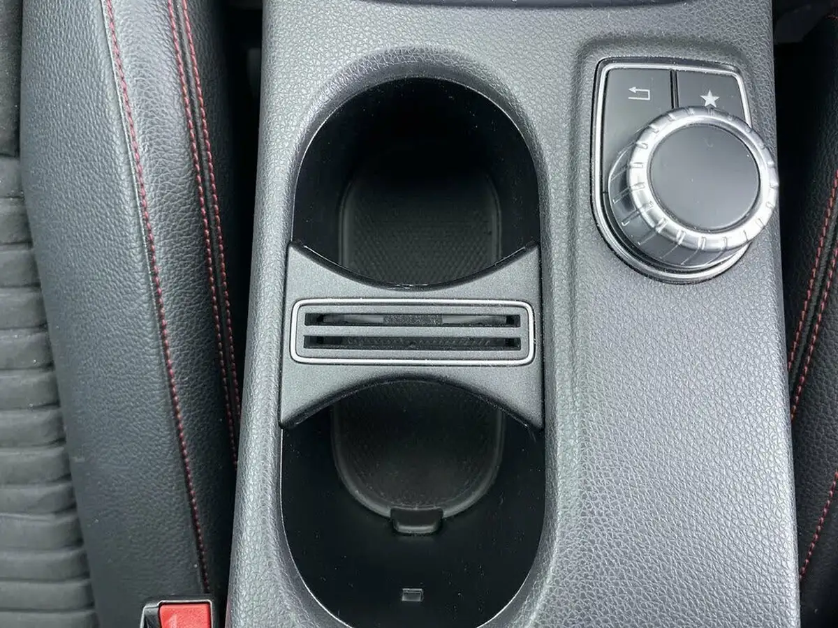 2016-mercedes-benz-a-class-21d-a200d-amg-line-136ps-premiumss-7g-dct-big-48
