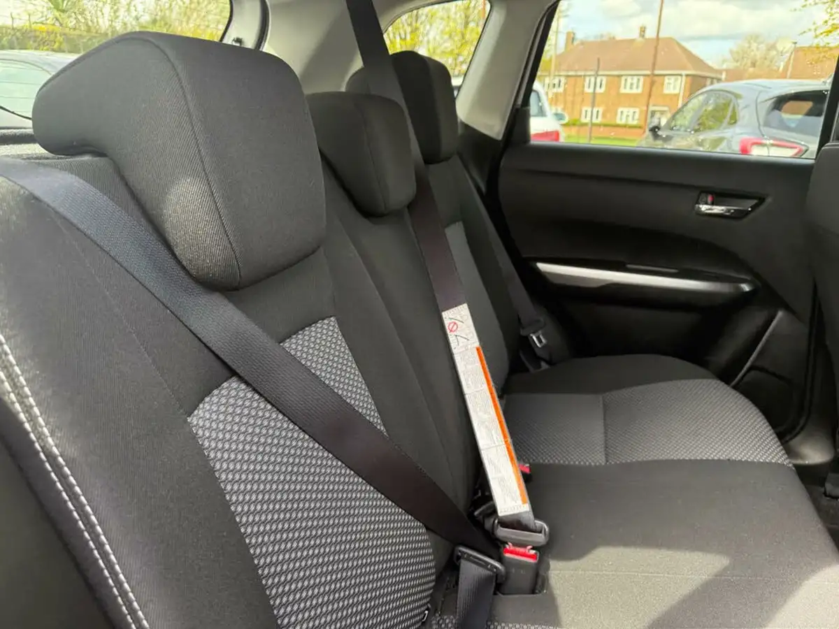 2021-suzuki-vitara-14-boosterjet-sz-t-big-30