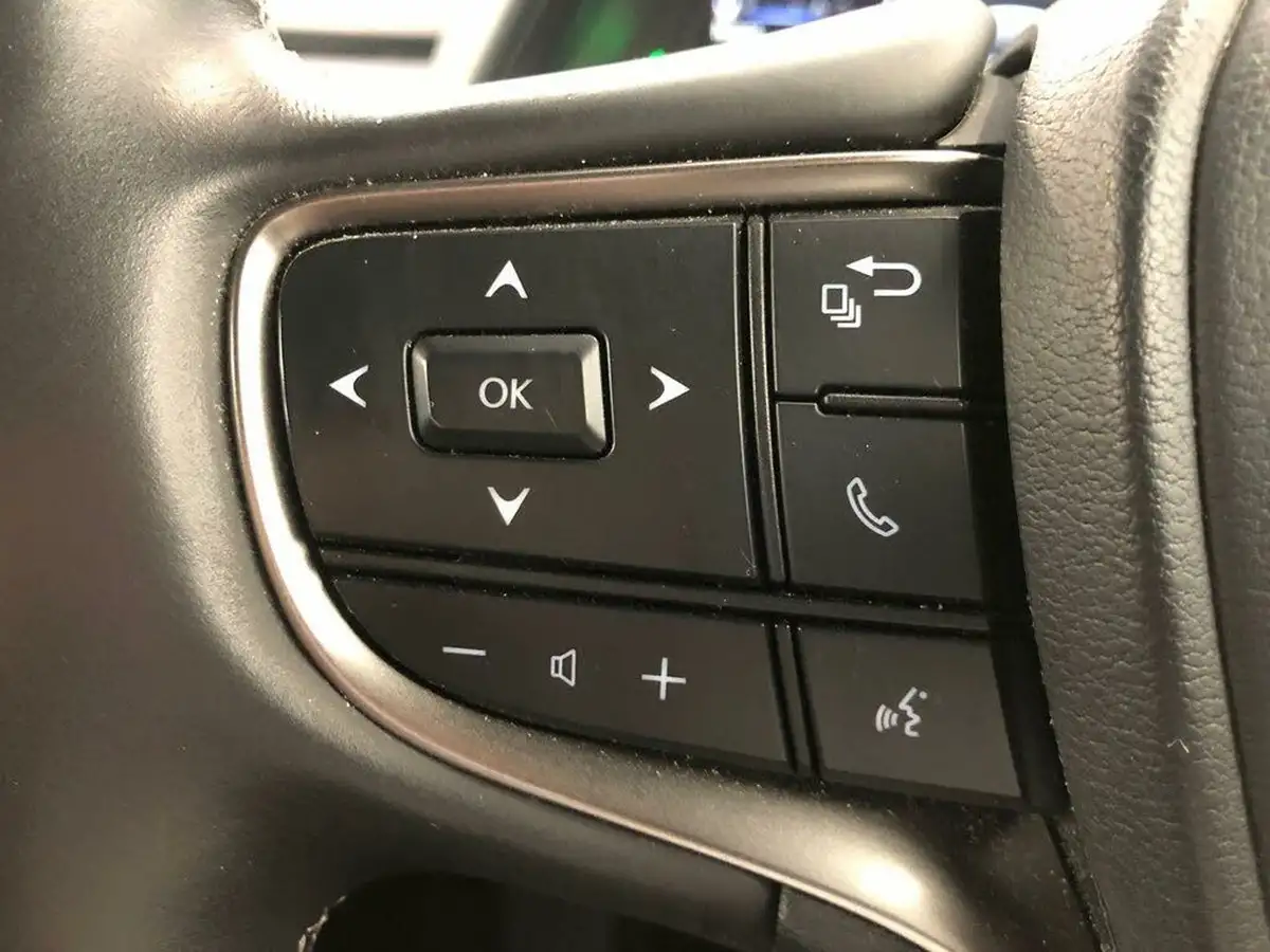2022-lexus-ux-250h-20-ux-184bhp-without-navigation-big-13