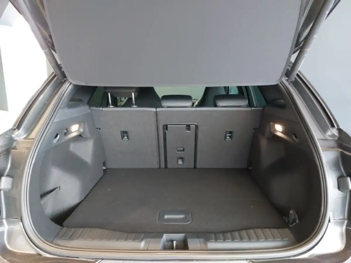 2024-ford-explorer-e-premium-286ps-77kwh-big-7