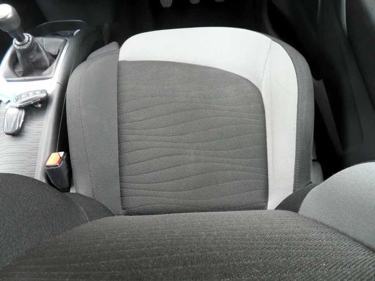 2015-citroen-c4-picasso-16e-hdi-vtr-115ps-big-45