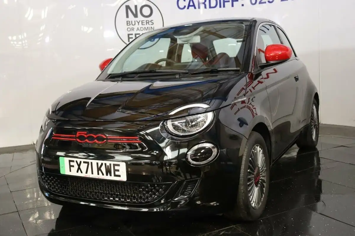 2021-fiat-500-e-red-117bhp-big-11