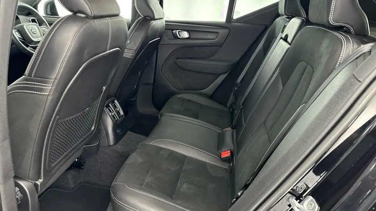 2021-volvo-xc40-15-t5-r-design-pro-258bhp-big-33