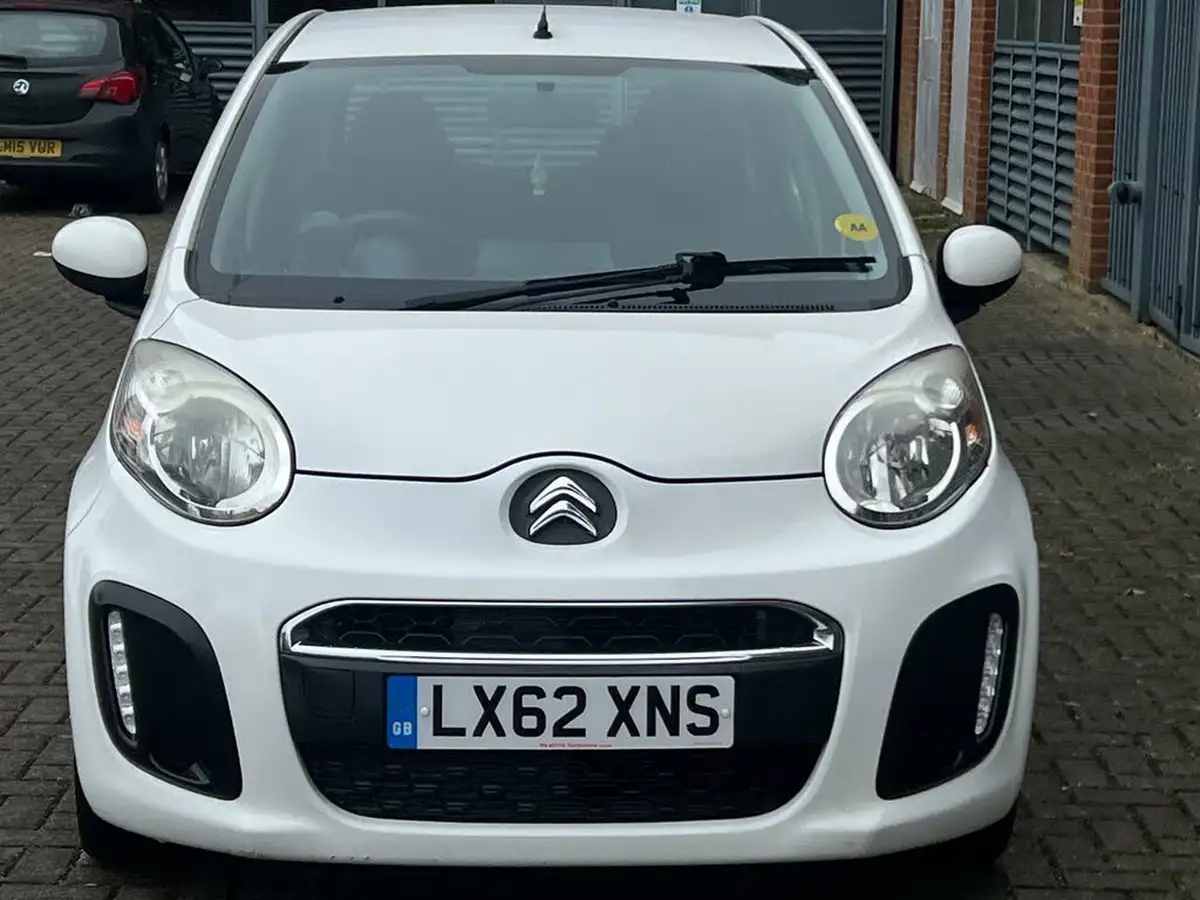2012-citroen-c1-10-vtr-5d-big-6
