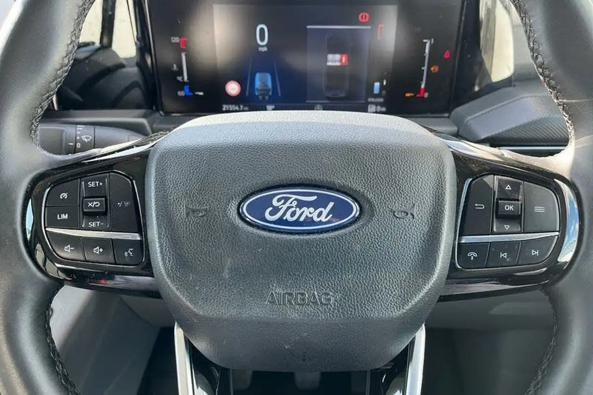 2023-ford-transit-custom-20tdci-280-l1h1-limited-136pseu6e-panel-van-1996cc-big-14