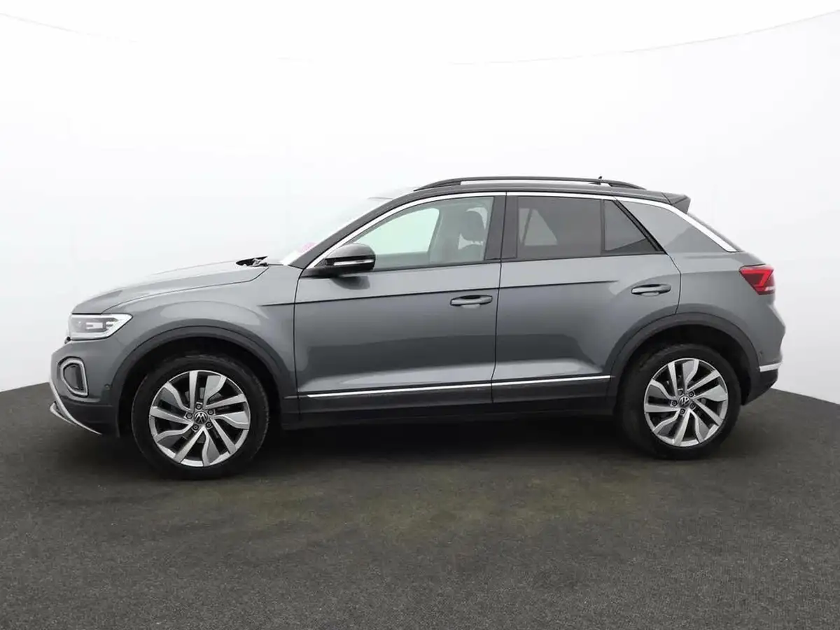 2022-volkswagen-t-roc-15-tsi-style-hatchback-5d-dsg-big-3