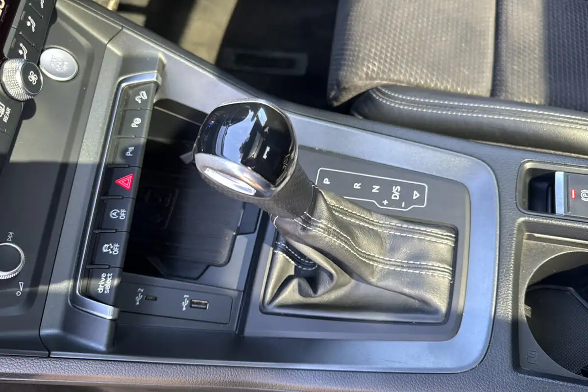 2019-audi-q3-20-35-tdi-vorsprung-station-wagon-big-31