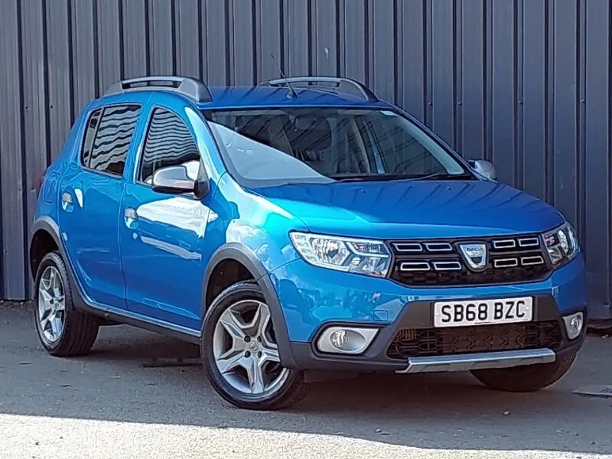 2018-dacia-sandero-stepway-09-tce-essential-big-0