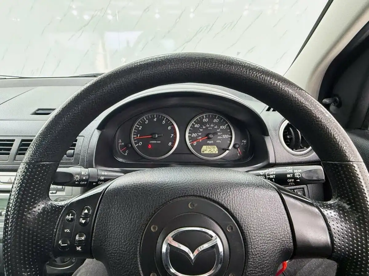 2007-mazda-mazda2-14-antares-big-15