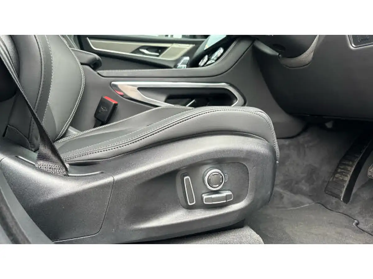 2024-jaguar-f-pace-20-d200-r-dynamic-s-big-30