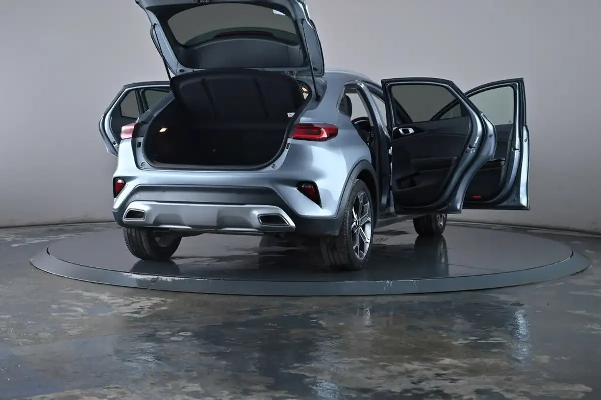 2022-kia-xceed-15-t-gdi-3-big-46