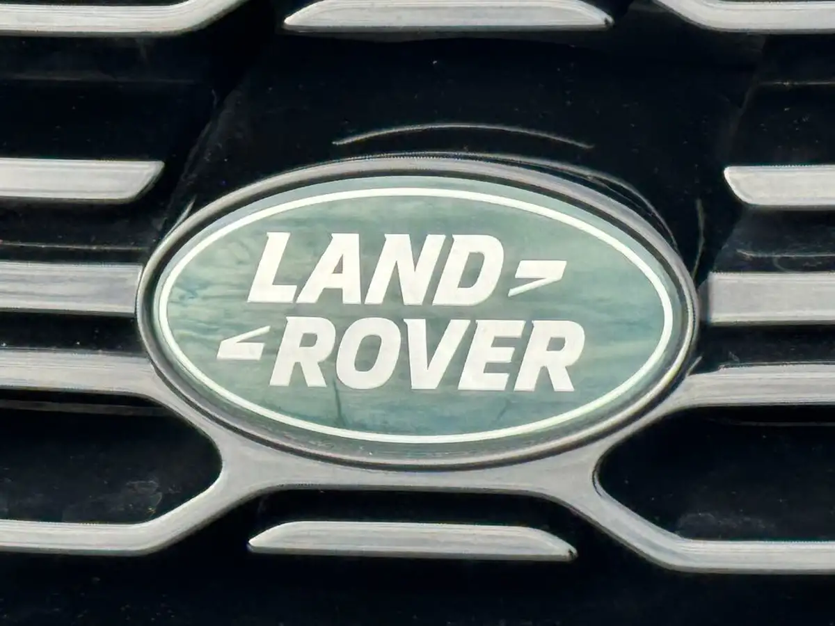 2022-land-rover-discovery-sport-15-p300e-r-dynamic-se-big-45