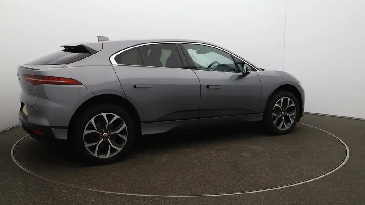 2022-jaguar-i-pace-ev400-hse-big-45