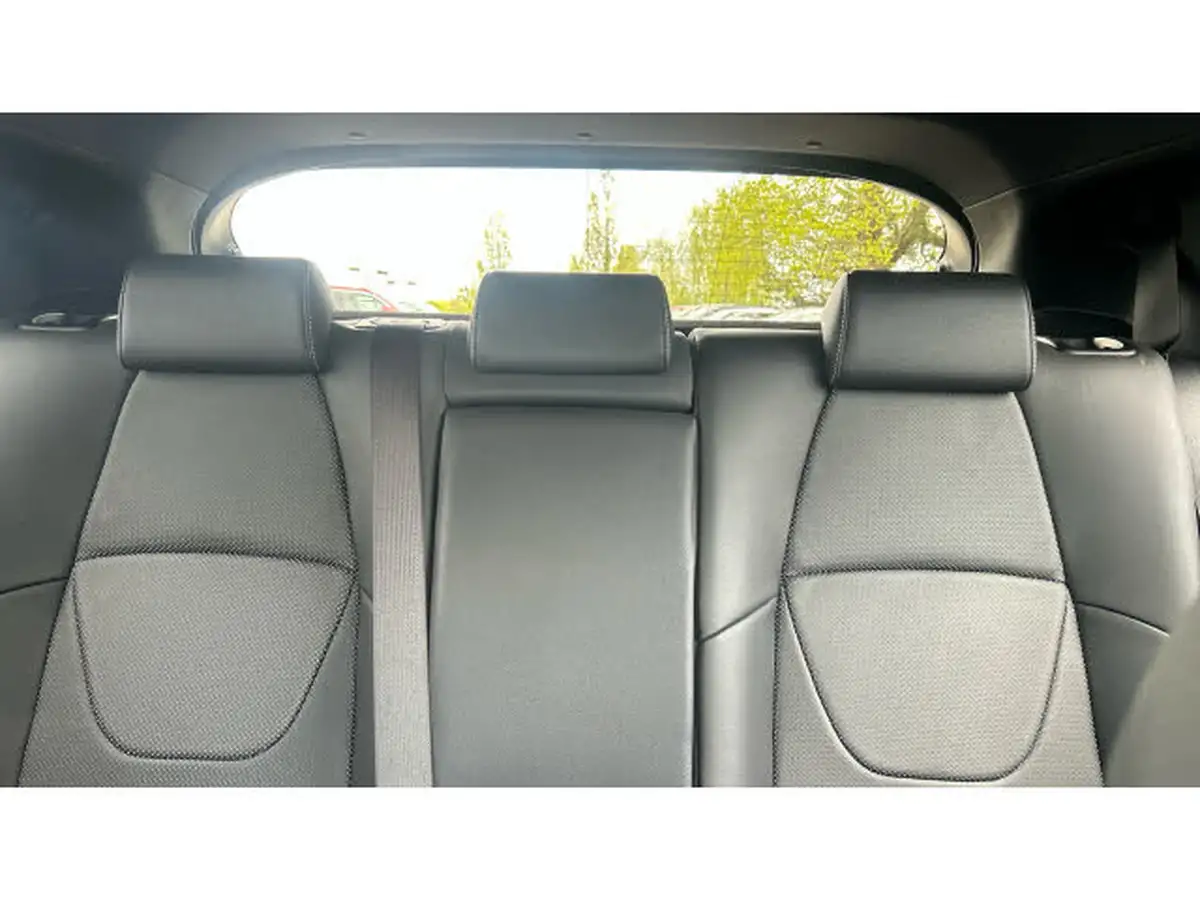 2020-toyota-corolla-18-vvt-i-excel-trk-hatchback-big-14