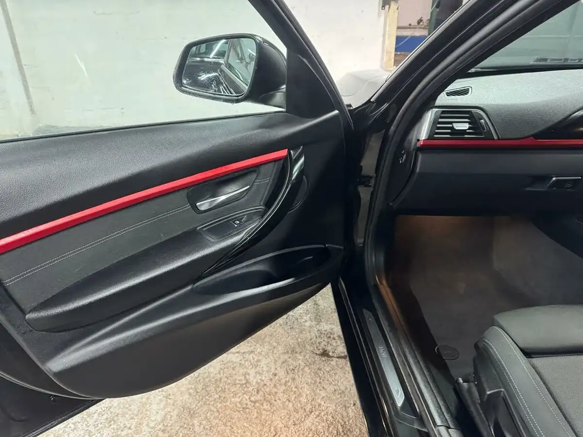 2018-bmw-3-series-20td-320d-xdrive-sport-touring-5d-big-20