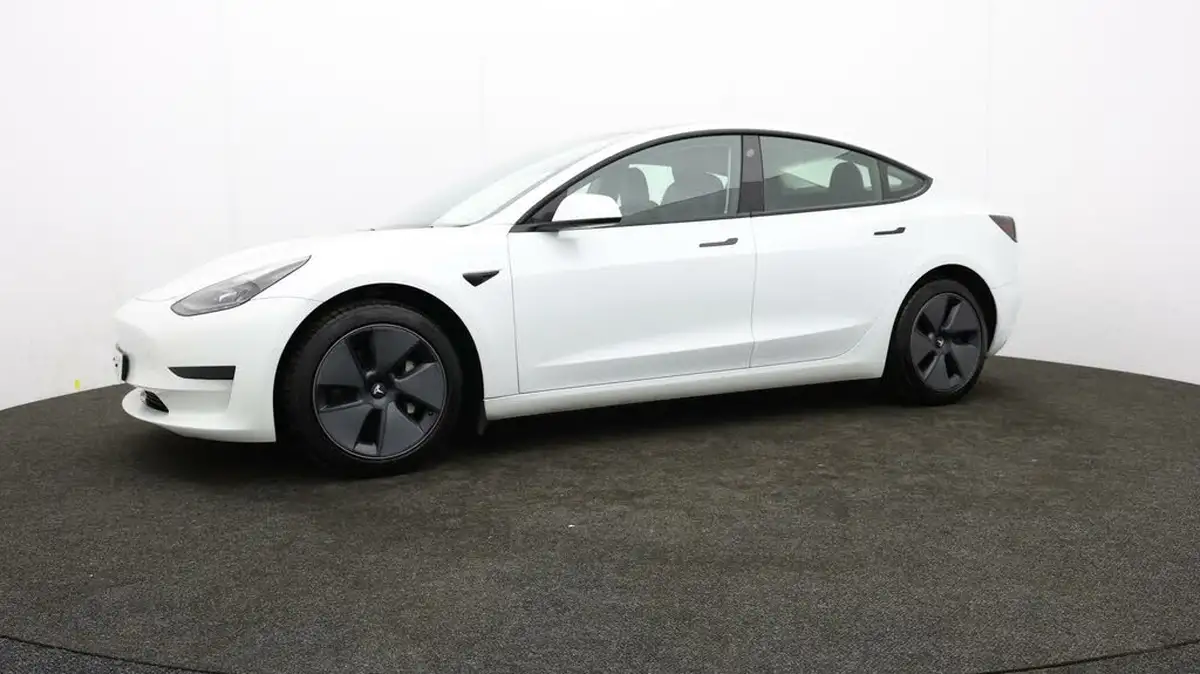 2021-tesla-model-3-e-standard-plus-big-57