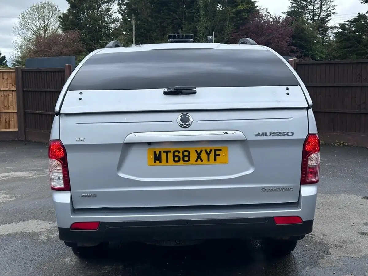 2018-kgm-ssangyong-musso-22td-ex-178ps-auto-big-7