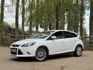 2014-ford-focus-10-zetec-125ps-ss-hatchback-small-9