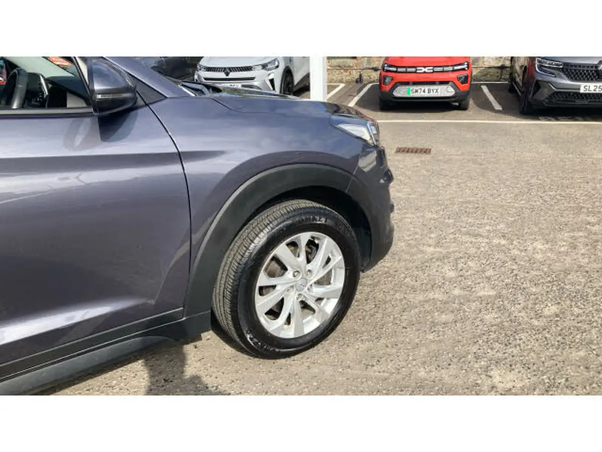 2018-hyundai-tucson-16-gdi-se-nav-big-36