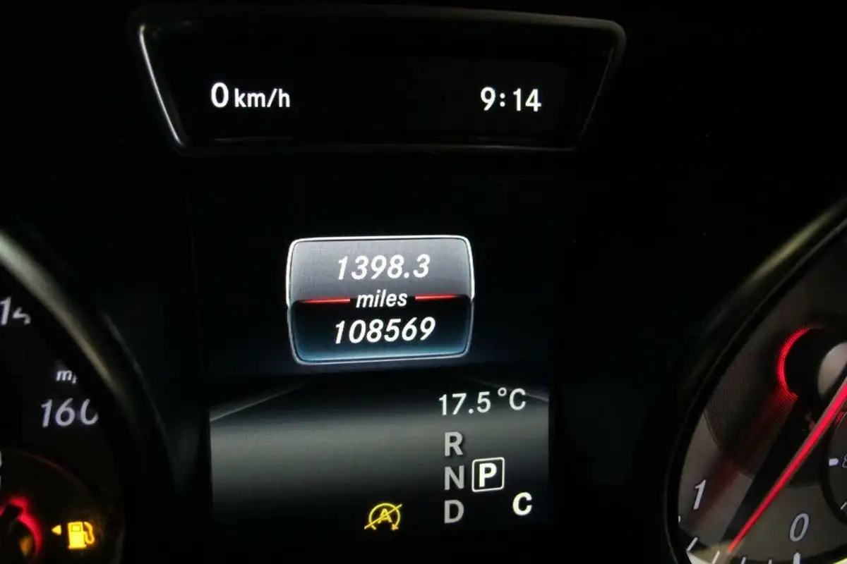 2016-mercedes-benz-gla-class-21d-gla-200d-sport-ss-7g-dct-big-63