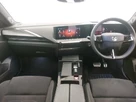 2024-vauxhall-astra-e-ultimate-sport-tourer-small-2