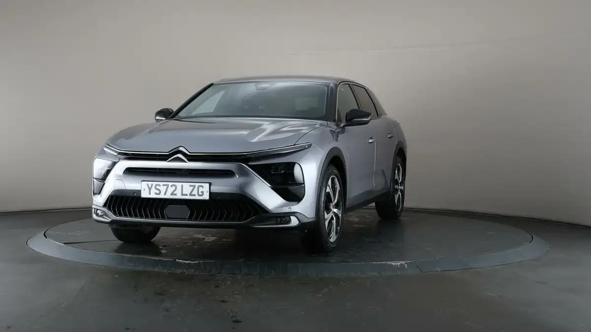 2022-citroen-c5-x-12-puretech-sense-plus-big-37