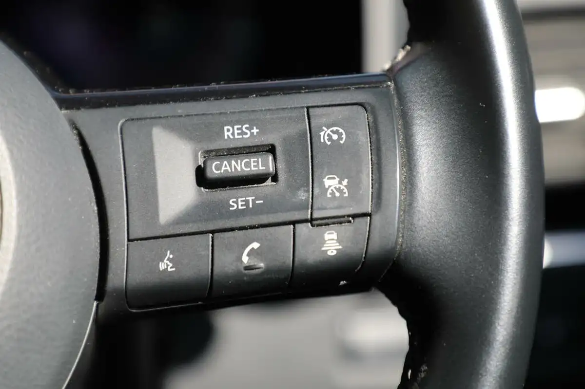 2022-nissan-qashqai-13-dig-t-n-connecta-140ps-big-22