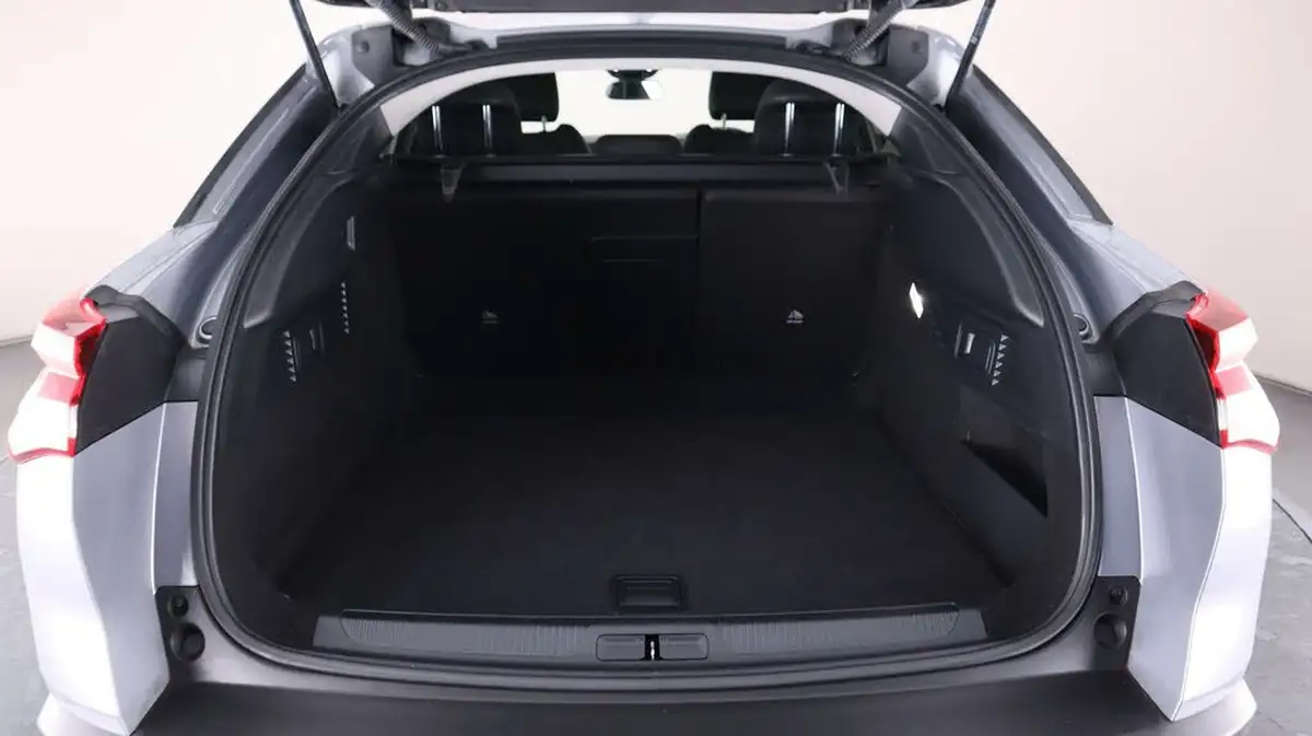 2022-citroen-c5-x-12-puretech-sense-plus-big-16