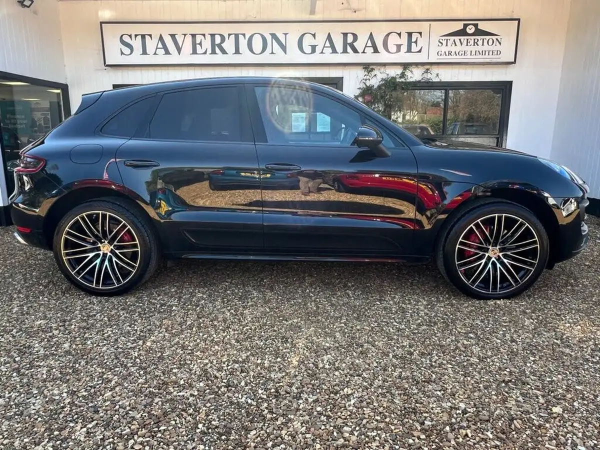 2015-porsche-macan-36-turbo-big-4