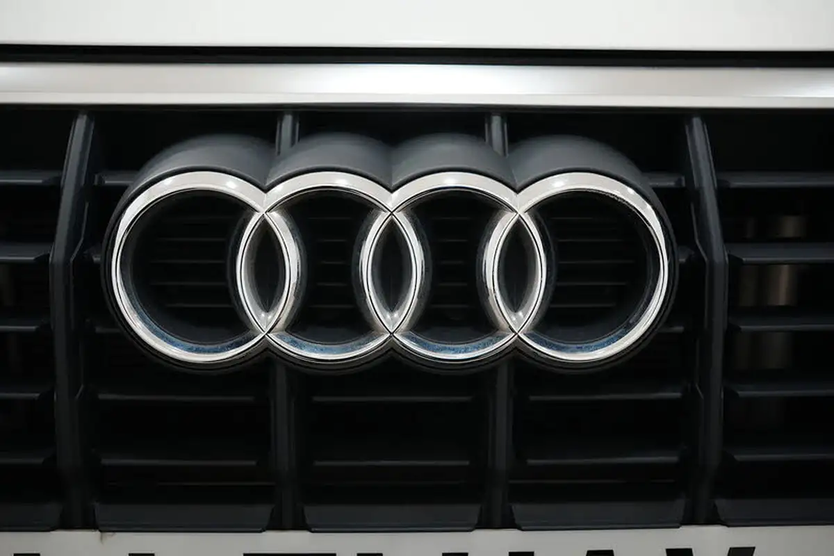 2022-audi-q3-14-45-tfsi-e-technik-big-15