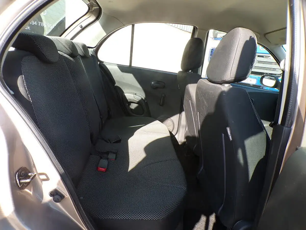 2009-nissan-micra-15td-visia-5d-big-10