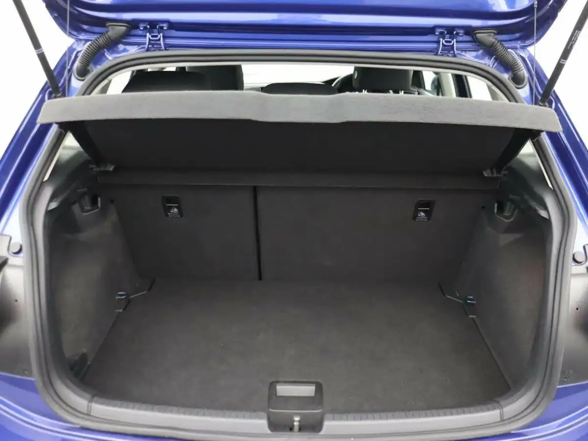 2022-volkswagen-polo-10-tsi-life-big-17