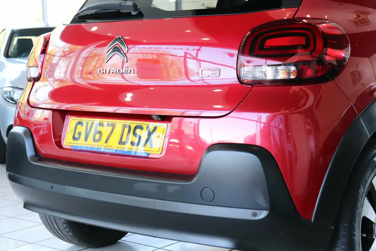 2018-citroen-c3-12-puretech-flair-110ps-ss-eat6-big-70