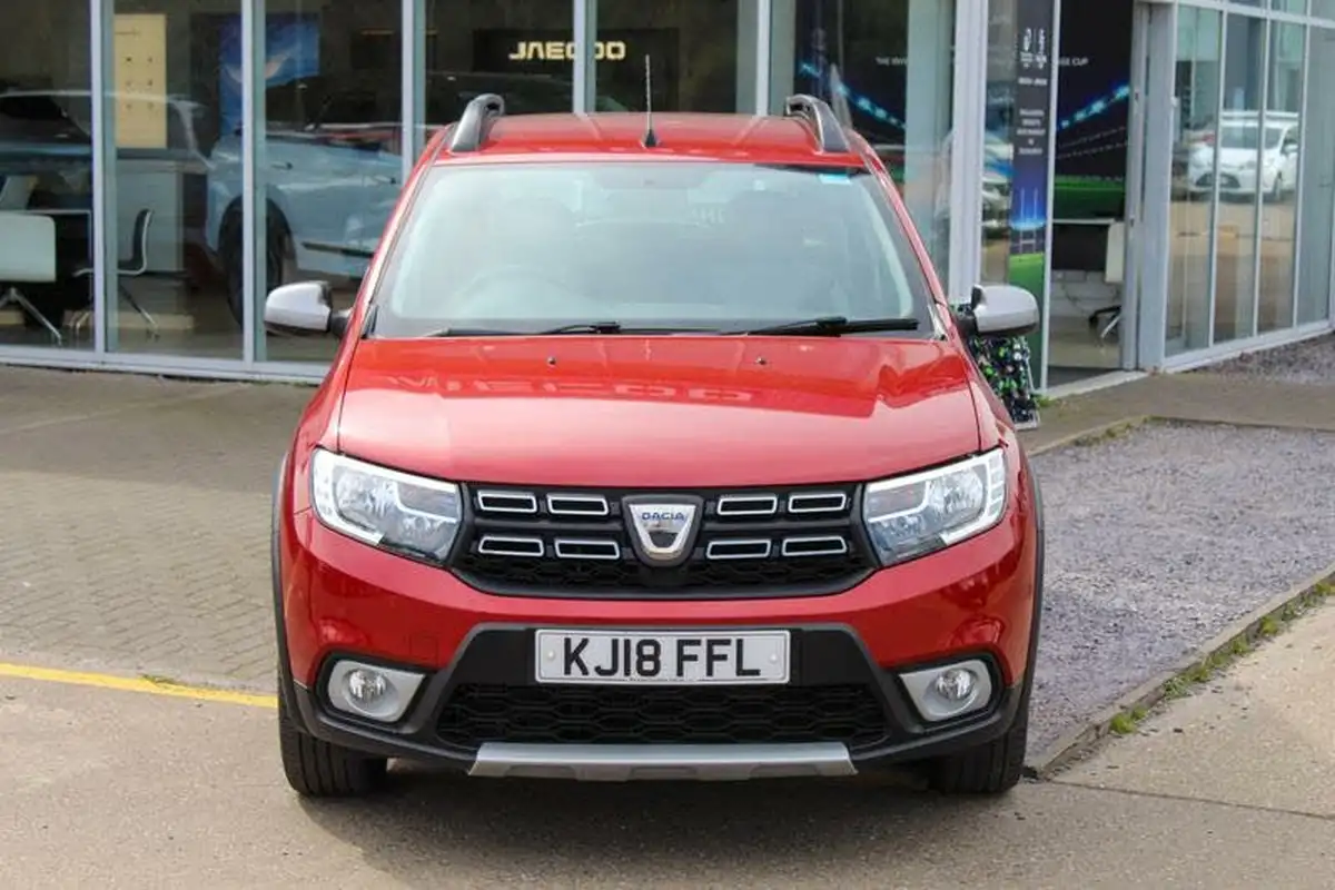 2018-dacia-sandero-stepway-09-tce-comfort-big-1