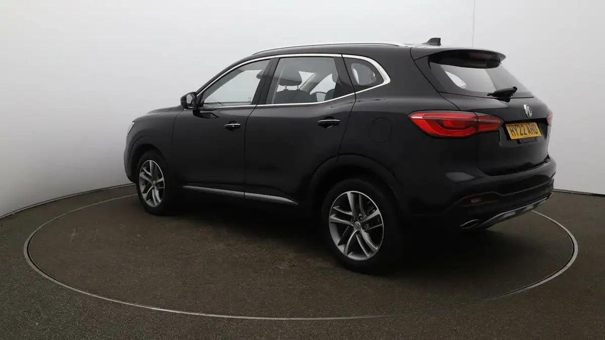 2022-mg-hs-15t-gdi-excite-162ps-big-54