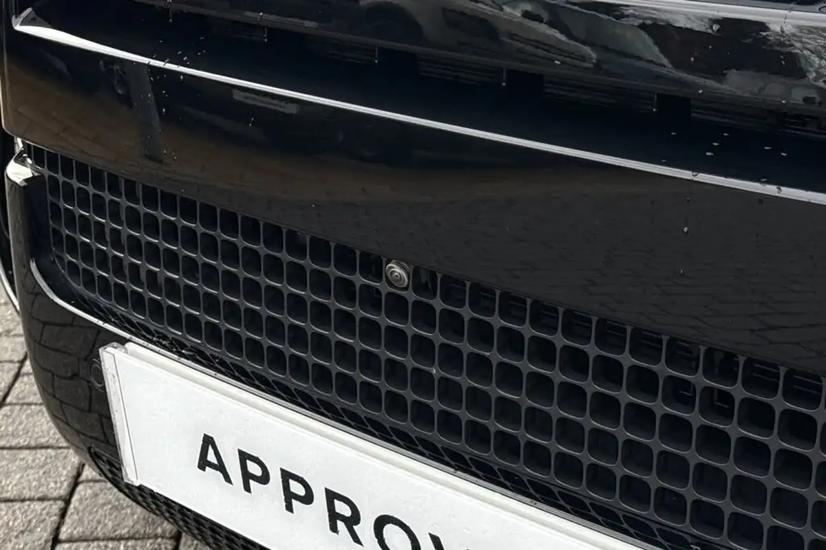2024-land-rover-110-defender-30-d300-x-big-24
