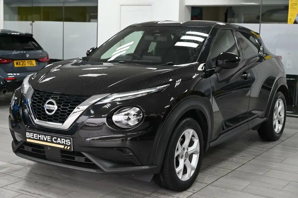 2021-nissan-juke-10-dig-t-n-connecta-big-4