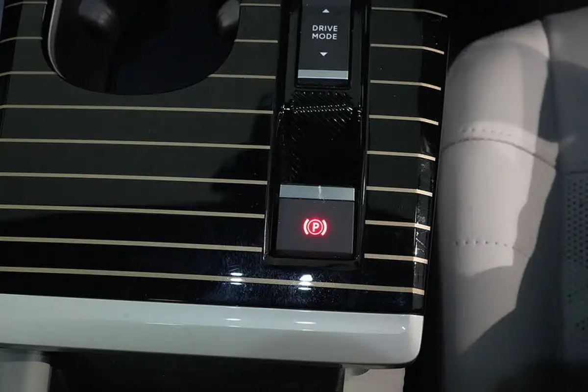 2024-citroen-c5-x-16-puretech-hypnos-big-43