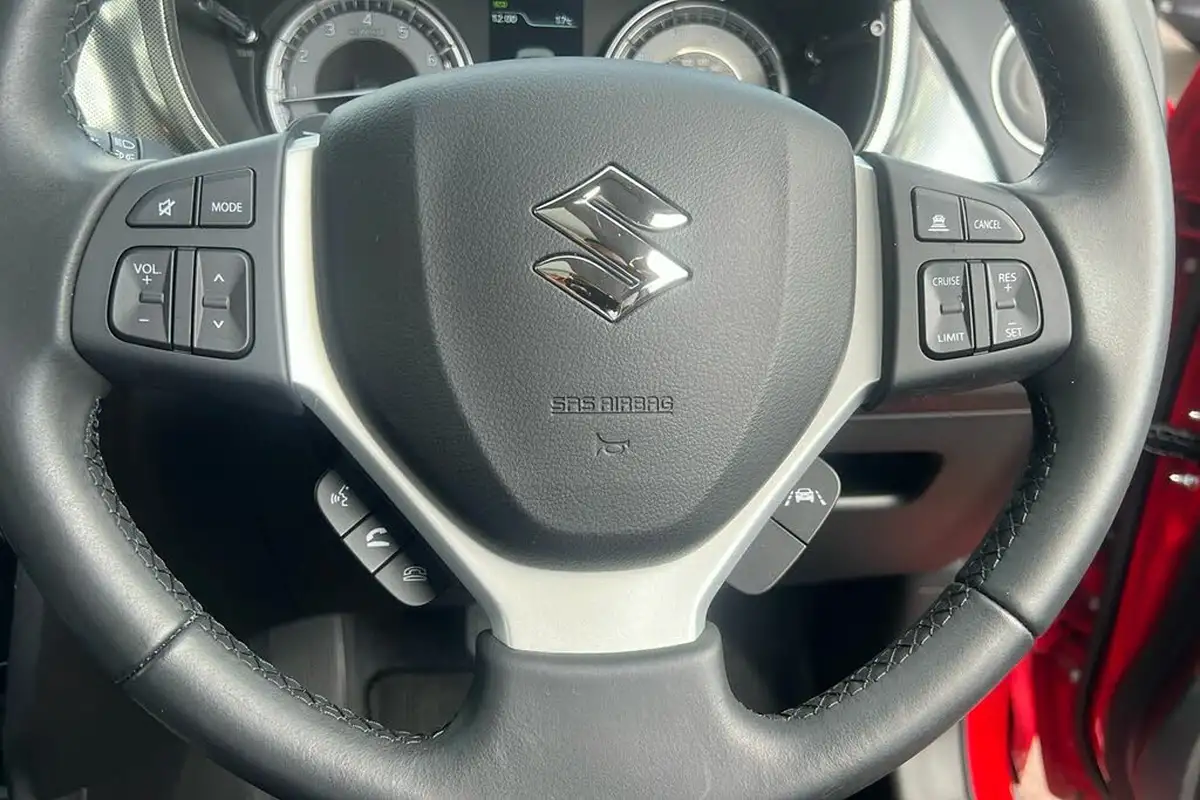 2022-suzuki-vitara-15-sz5-big-16