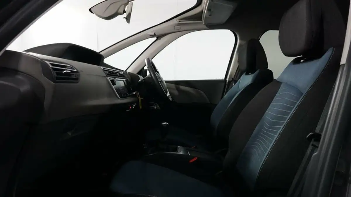 2018-citroen-c4-spacetourer-12-puretech-feel-big-10