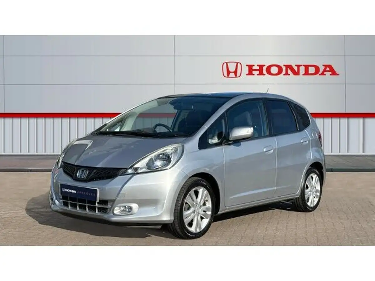 2014-honda-jazz-14-ex-big-9