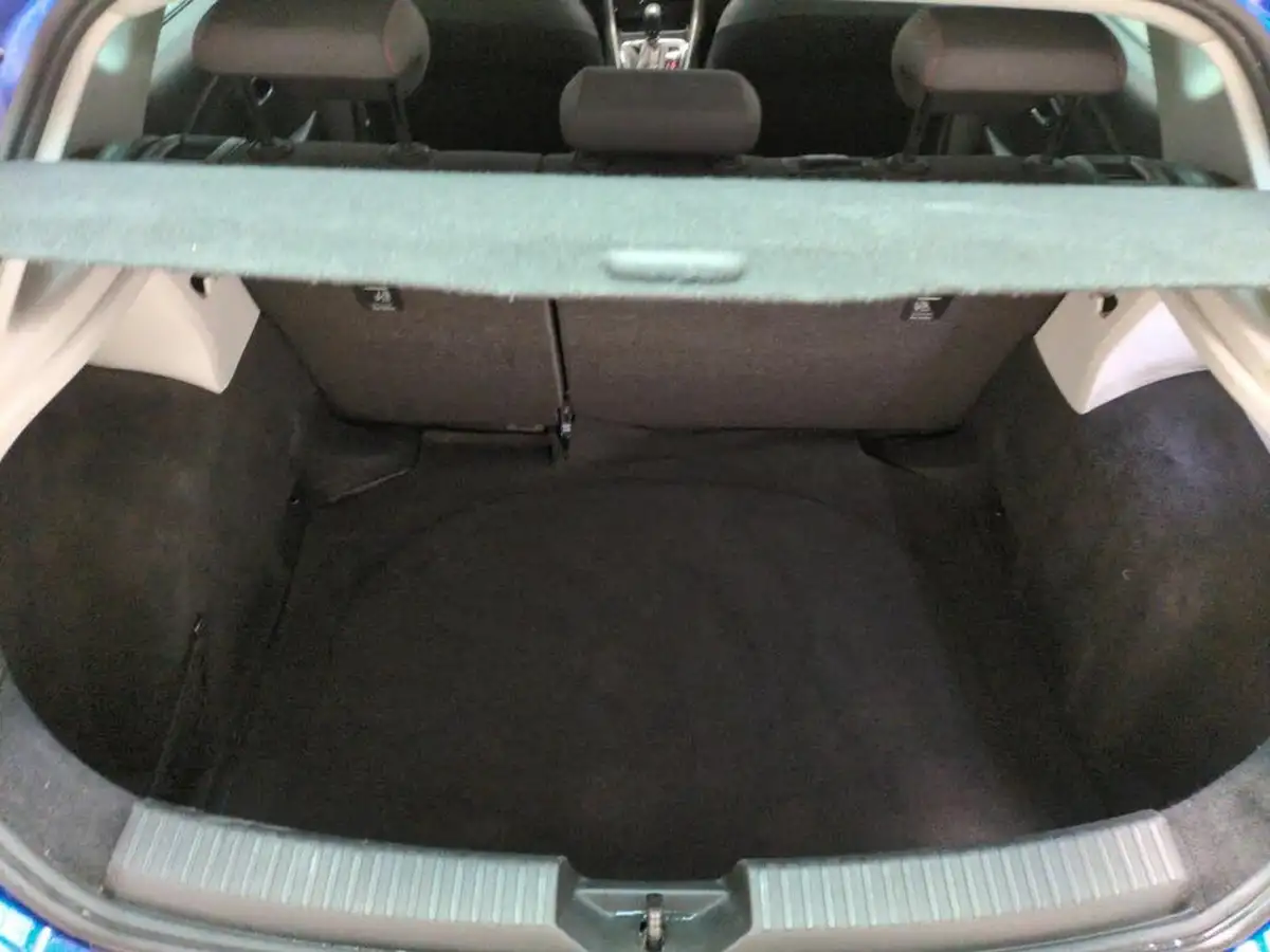 2019-seat-leon-20-tsi-fr-hatchback-big-27