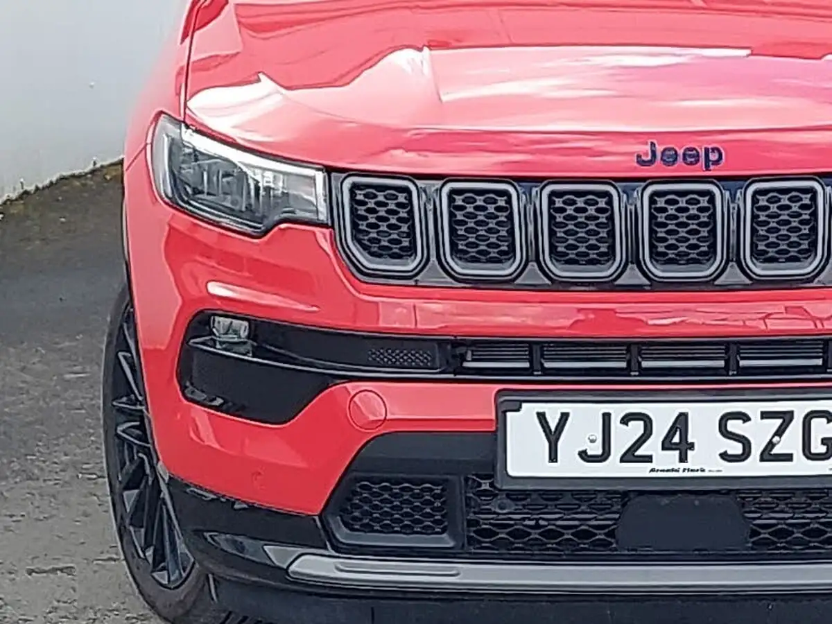 2024-jeep-compass-13-gse-s-big-13
