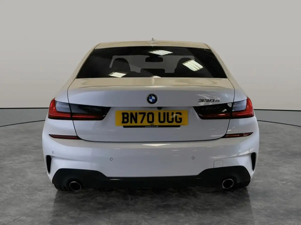 2020-bmw-3-series-20-330e-m-sport-saloon-4d-big-11