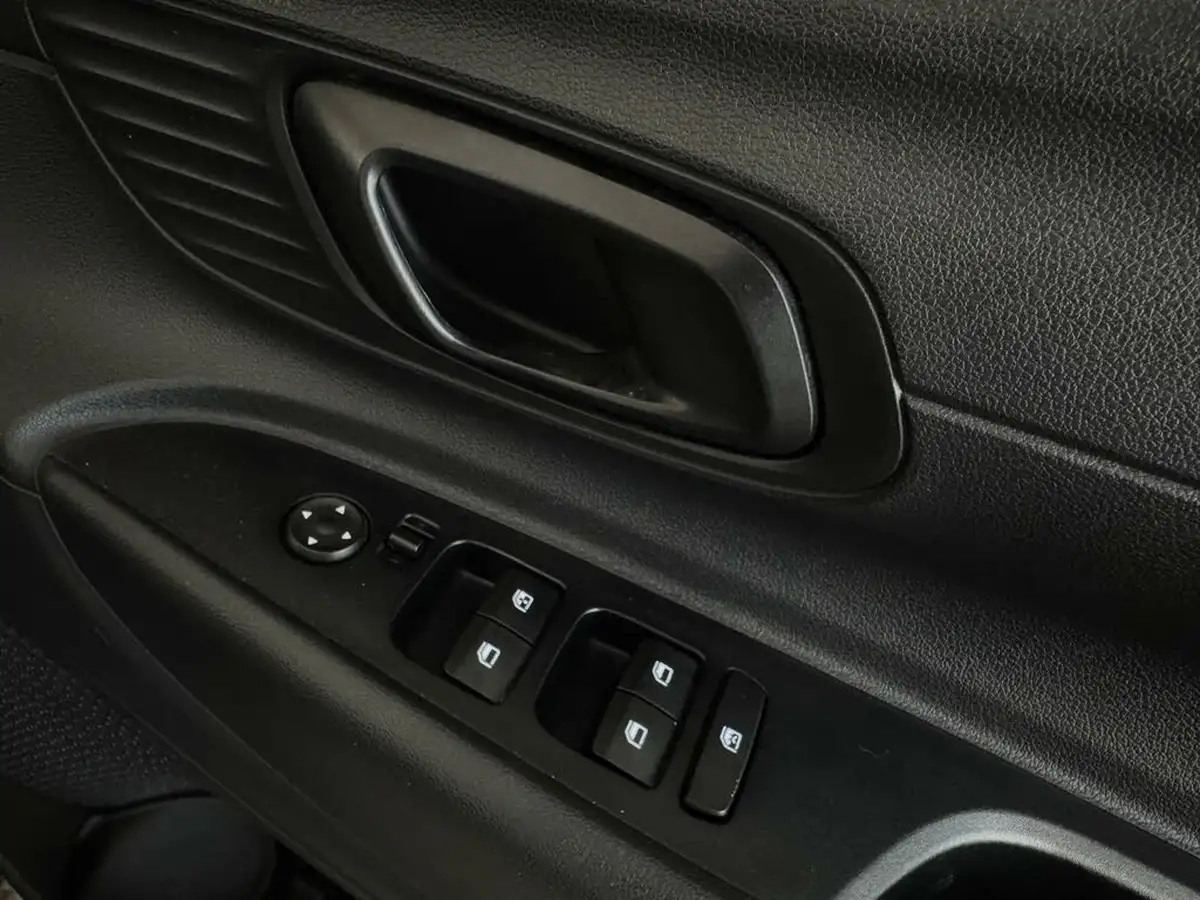 2022-hyundai-i20-10-t-gdi-se-connect-eclutch-imt-big-17