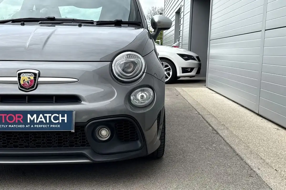 2018-abarth-595-14-tjet-turismo-big-32
