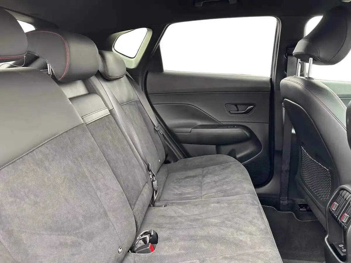 2024-hyundai-kona-16-gdi-n-line-s-141ps-dct-big-8